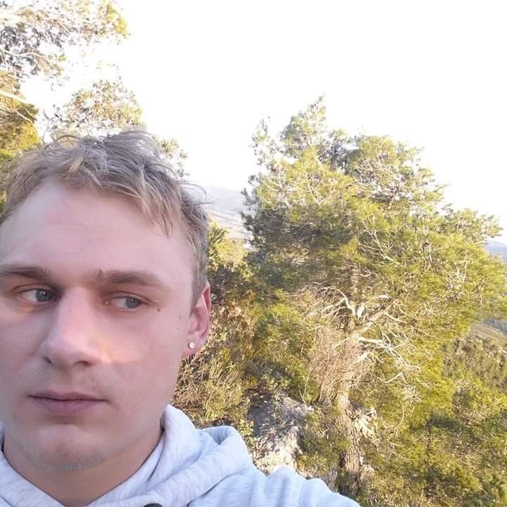  ,   Giedrius, 36 ,   ,   , c 