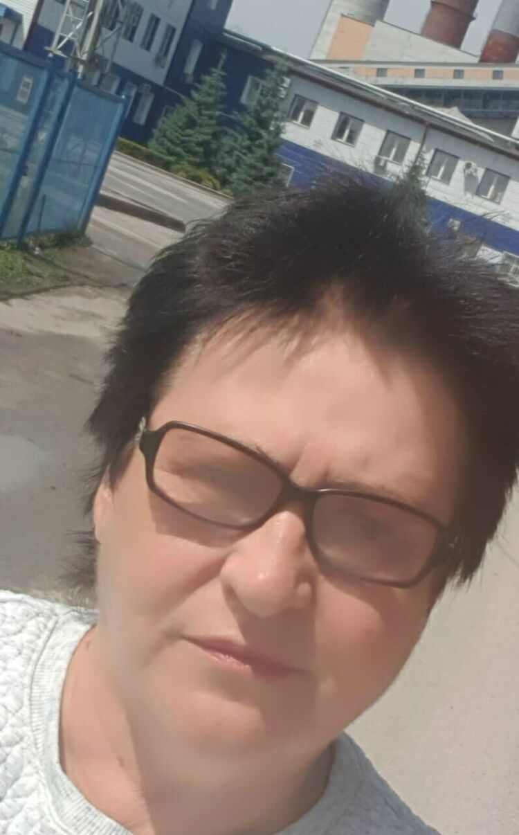  ,   Inna, 64 ,   c 
