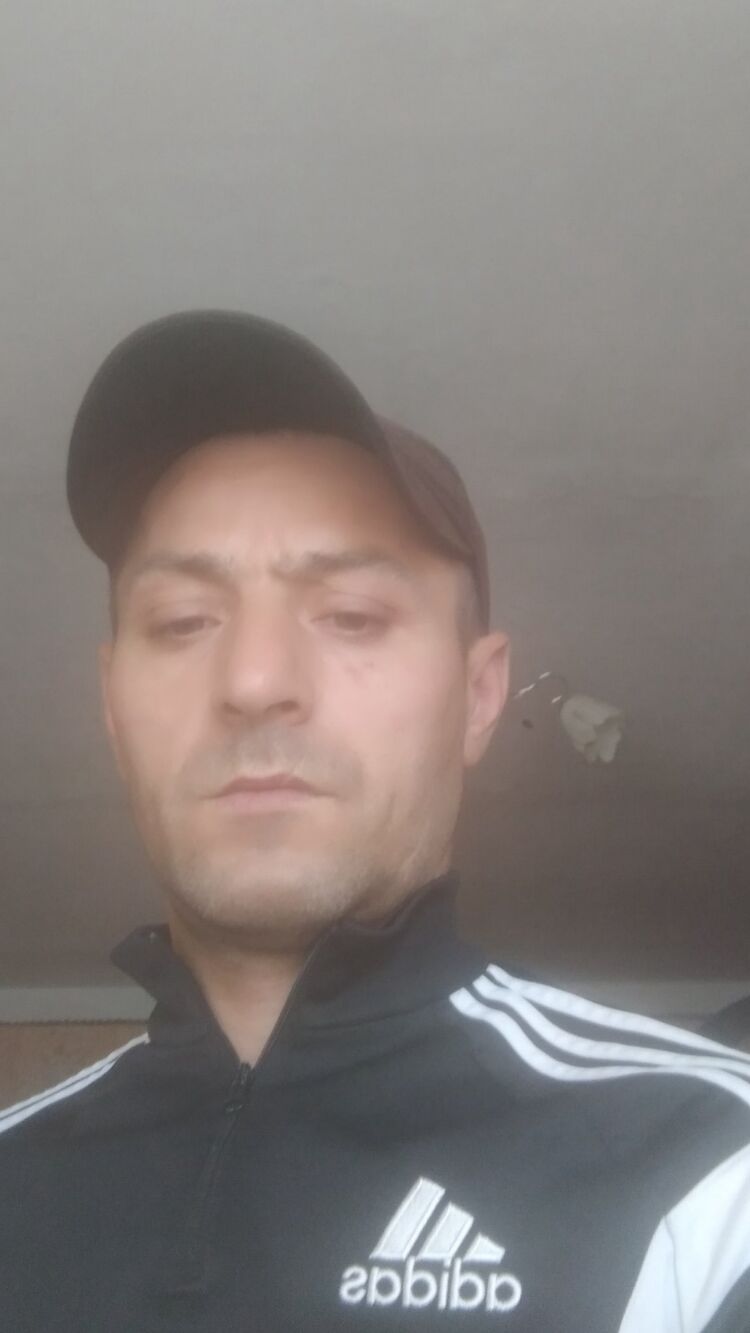  28485293  Laurentio, 41 ,    