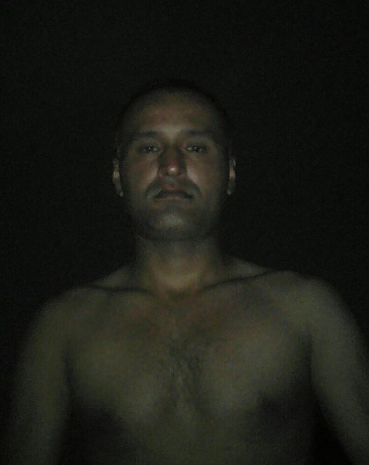  6152123  Temur, 44 ,    