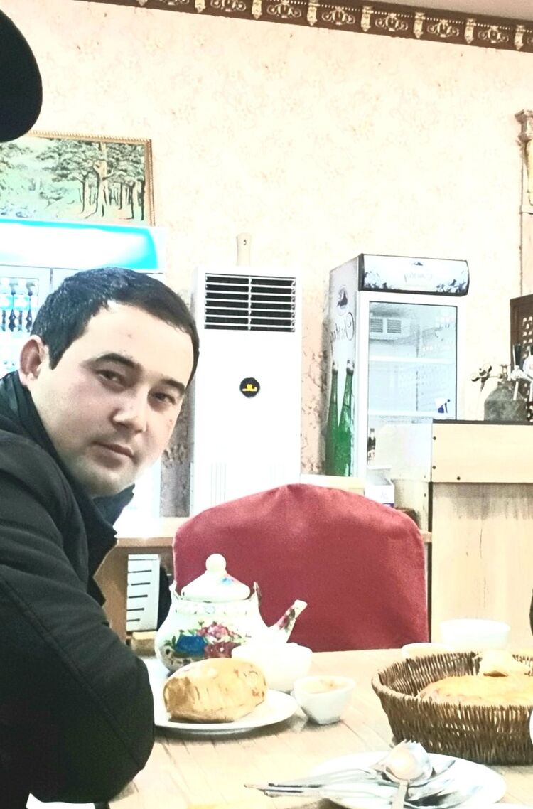  19501073  ADIZ, 35 ,    