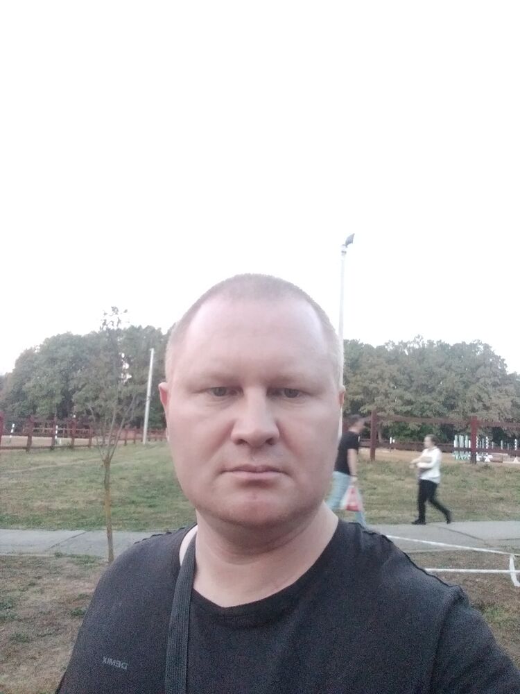  51257883  , 44 ,    
