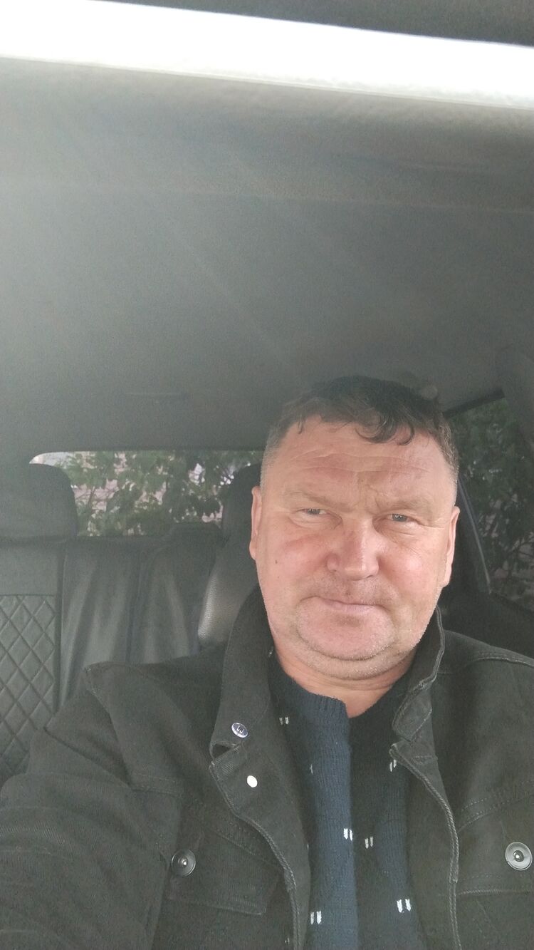  53369733  Oleja, 52 ,    