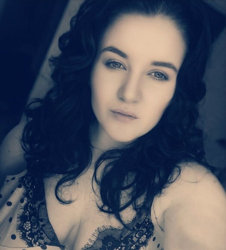  ,   Anastasia, 25 ,   ,   , 