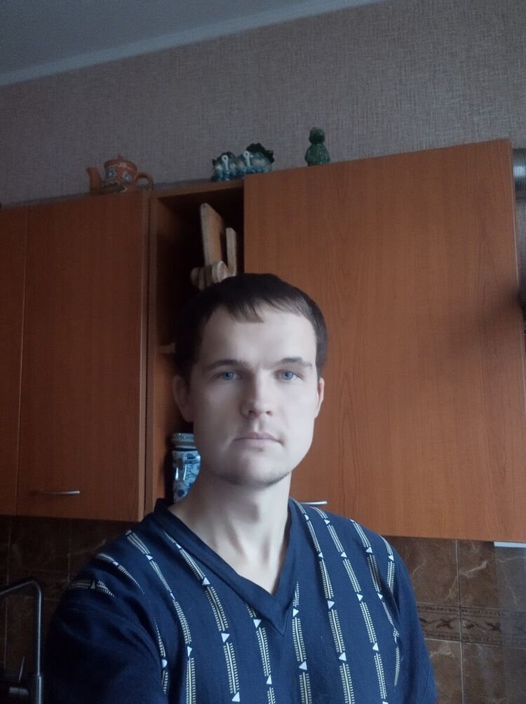  22122853  , 33 ,    