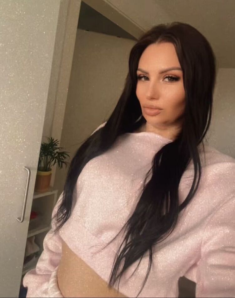 ���������� Alacant, ���� ������� Yuliia, 30 ���, ������������ ��� ����� � ���������, c�������� ���������