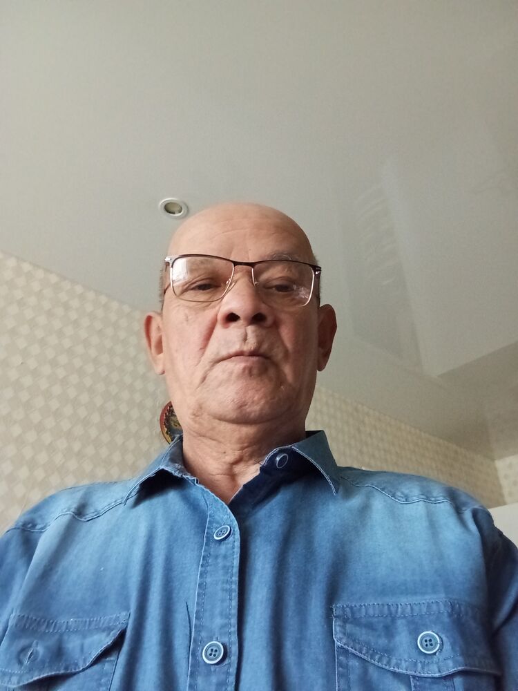  ,   Kamal, 64 ,   ,   