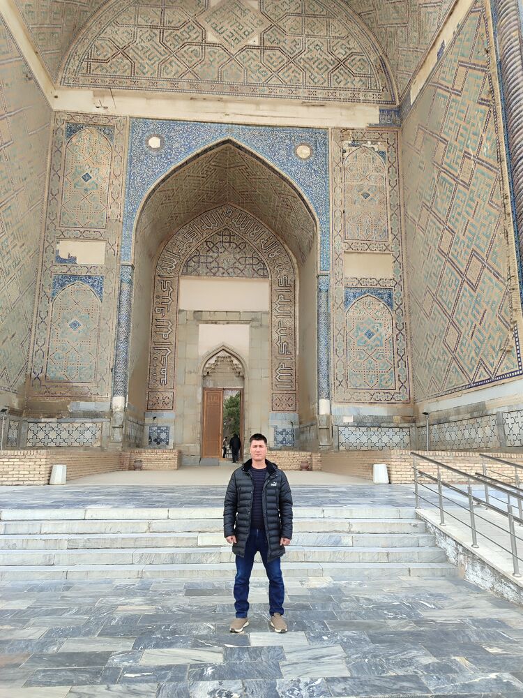  52790873  Jamshidbek, 43 ,    