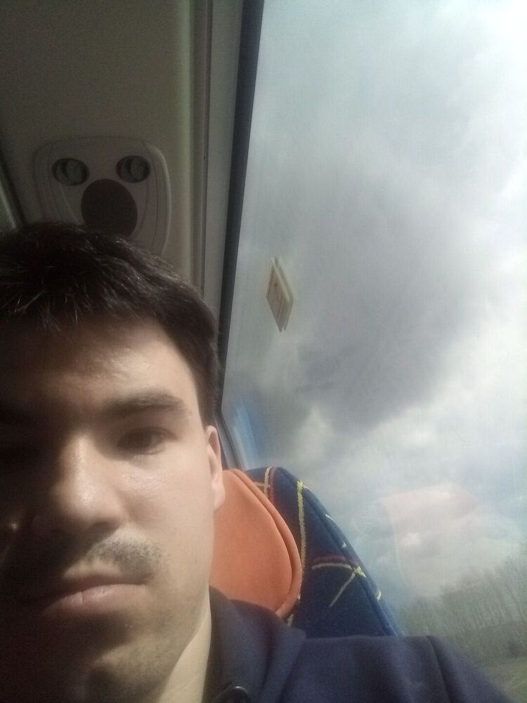  26098873  , 24 ,    