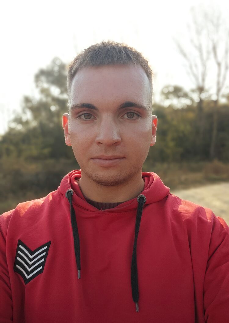  48103993  , 31 ,    