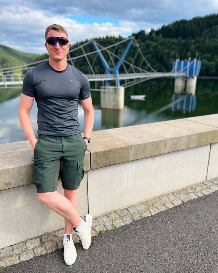  53429593  , 29 ,    -