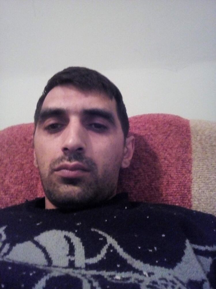  ,   Vahe, 38 ,   ,   