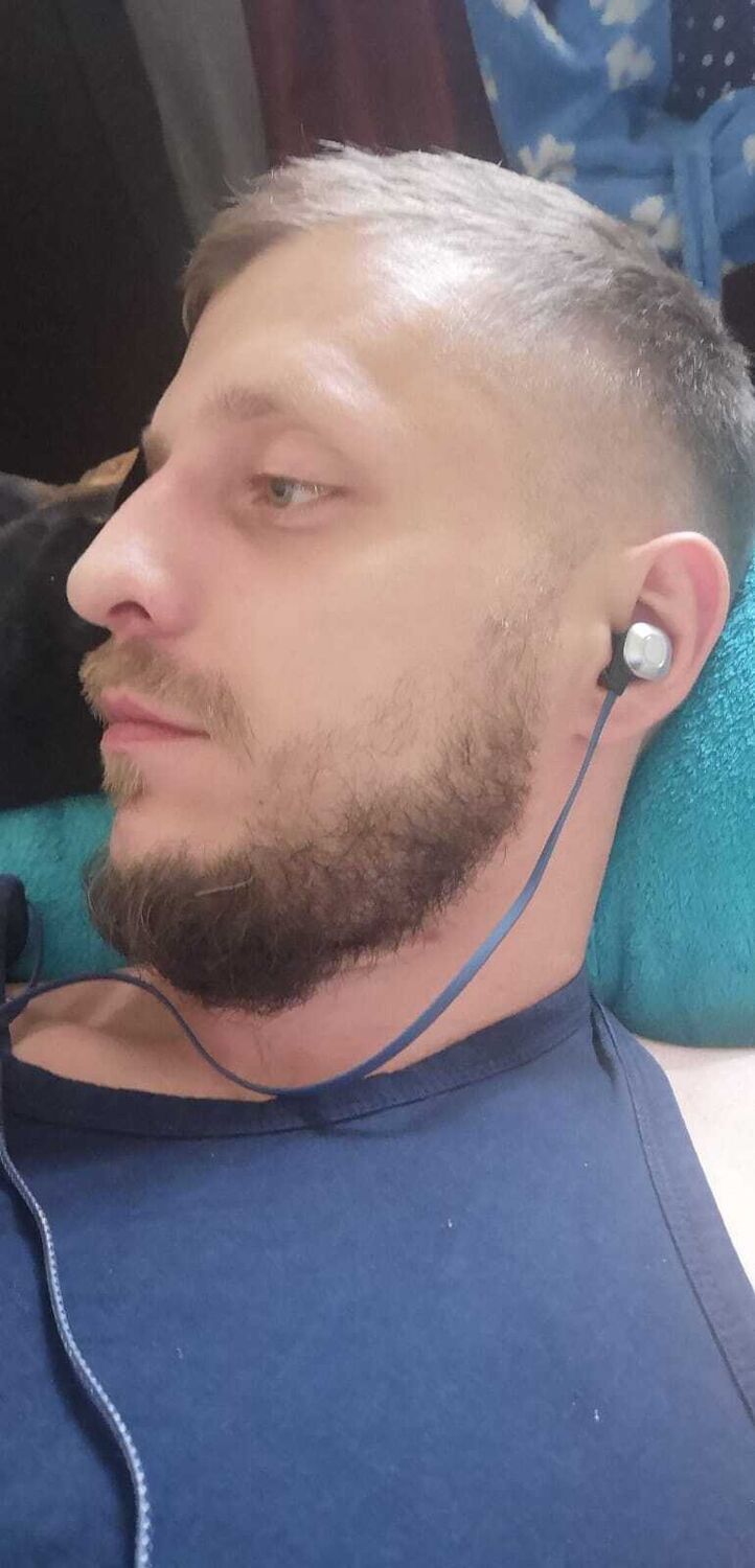  43037213  , 37 ,    