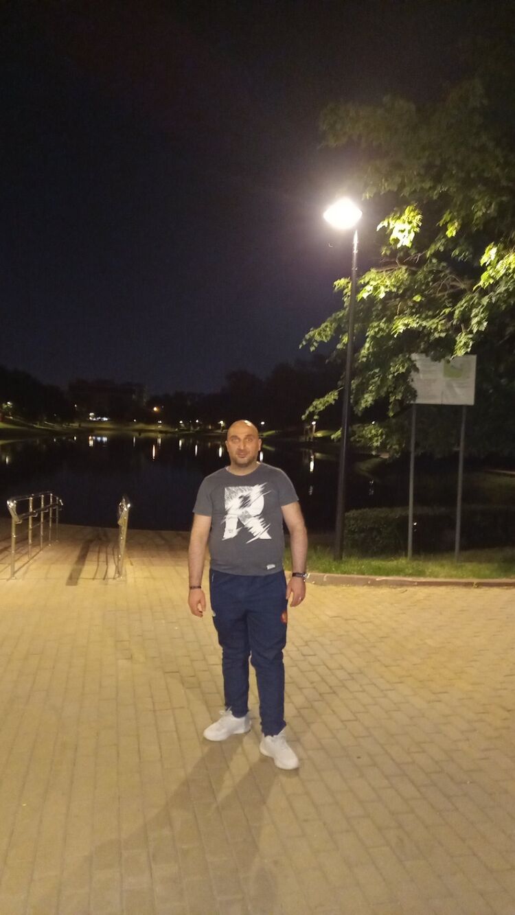  35532053  , 37 ,    