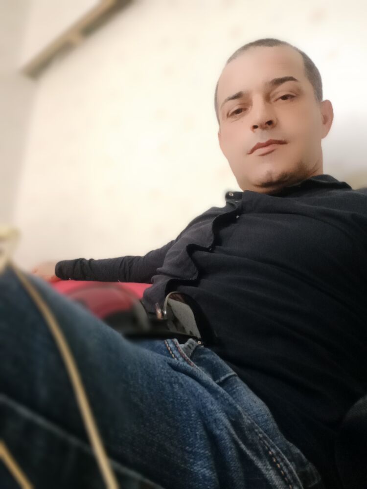  32239203  , 45 ,    