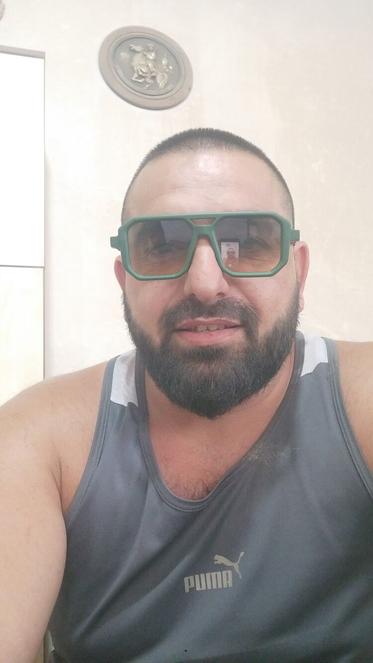  53645733  , 37 ,    --