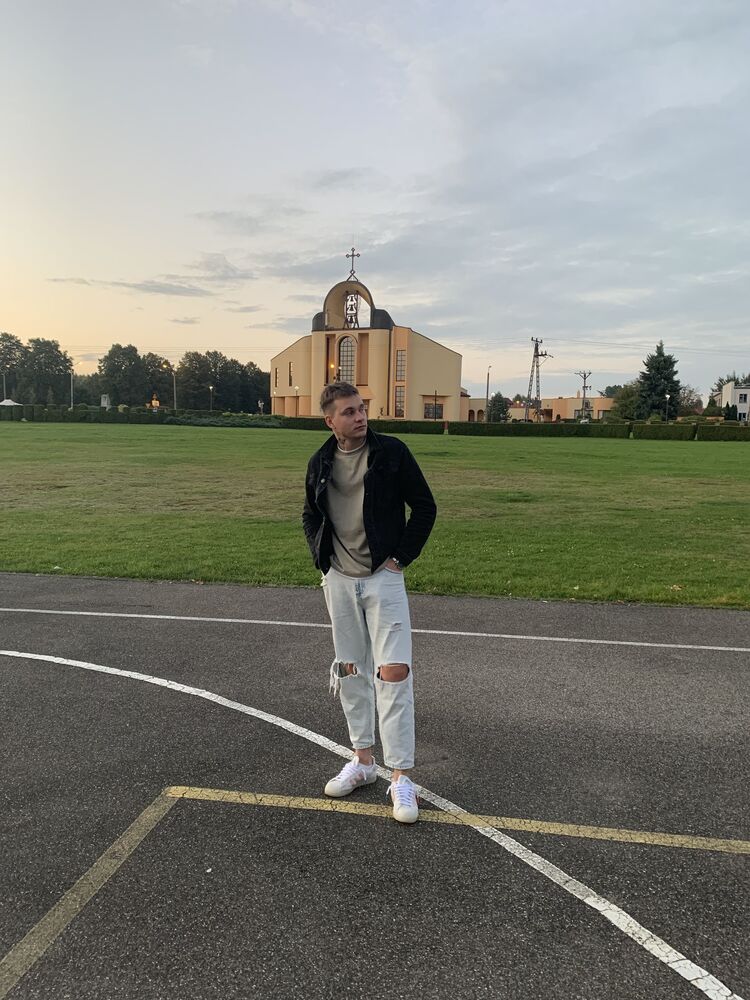  ,   RUSLAN, 25 ,   ,   