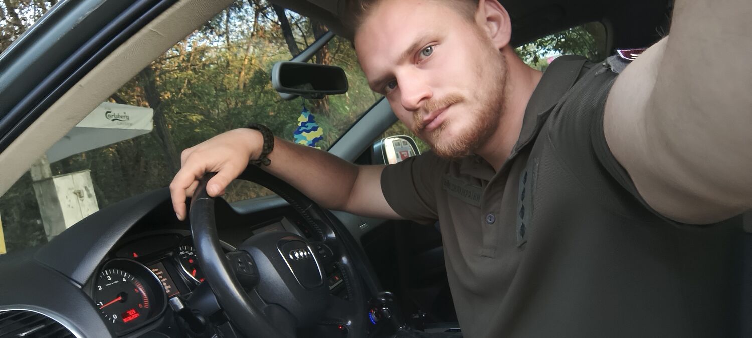  48100513  Bogdan, 28 ,    