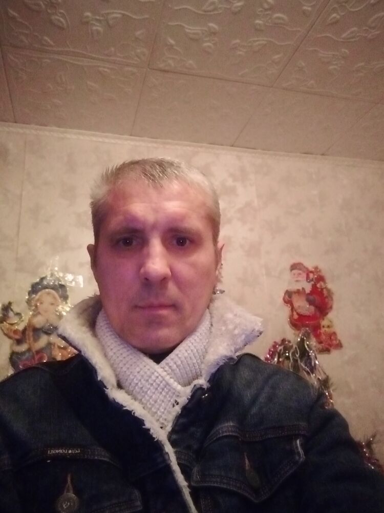  46844733  , 51 ,    