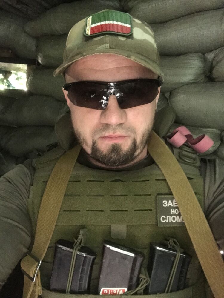  43829603  , 40 ,    --