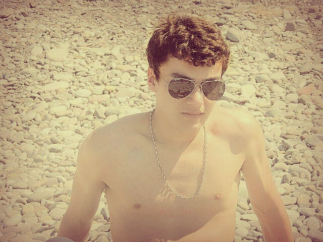  5633573  Ramazi, 30 ,    