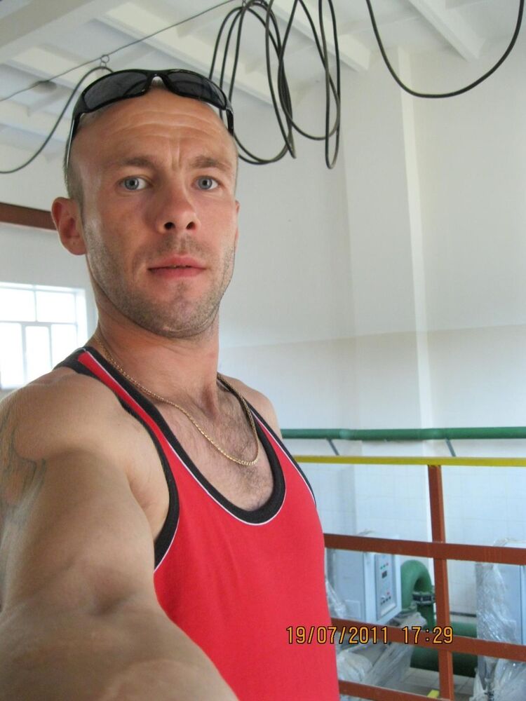  6919973  Sanay, 43 ,    