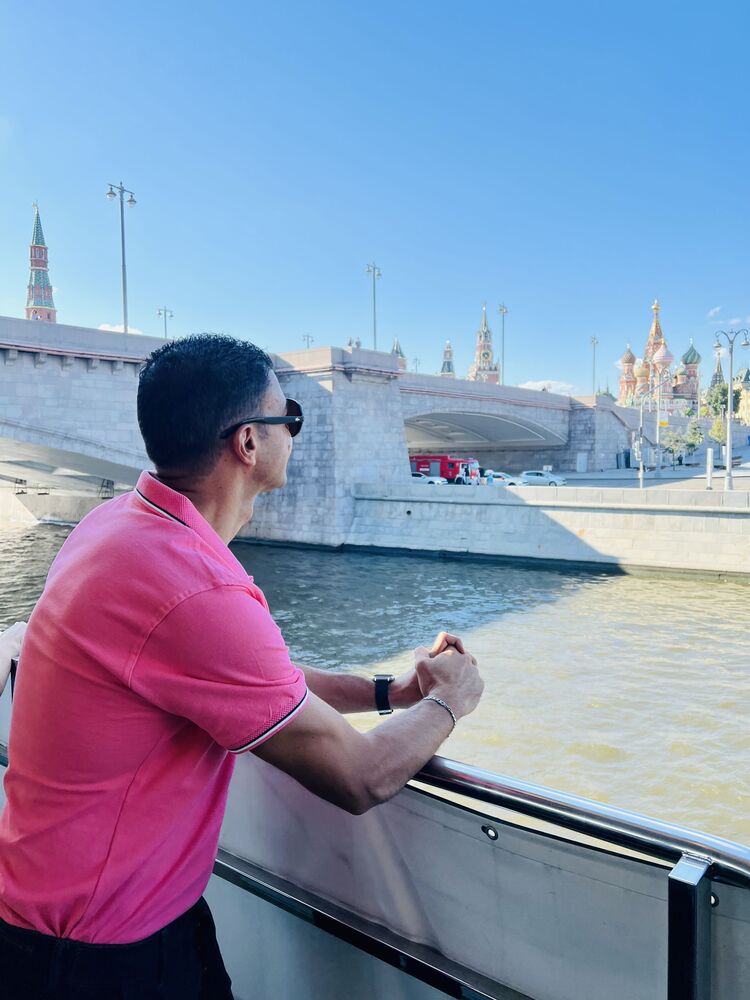  ,   Omar, 40 ,   ,   