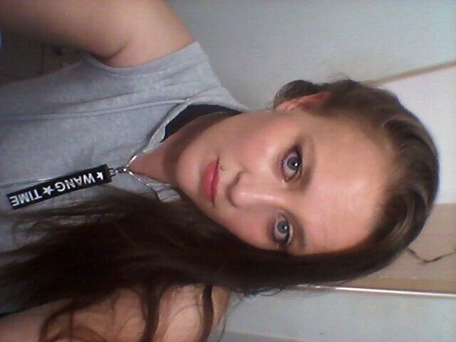  20748573  , 32 ,    