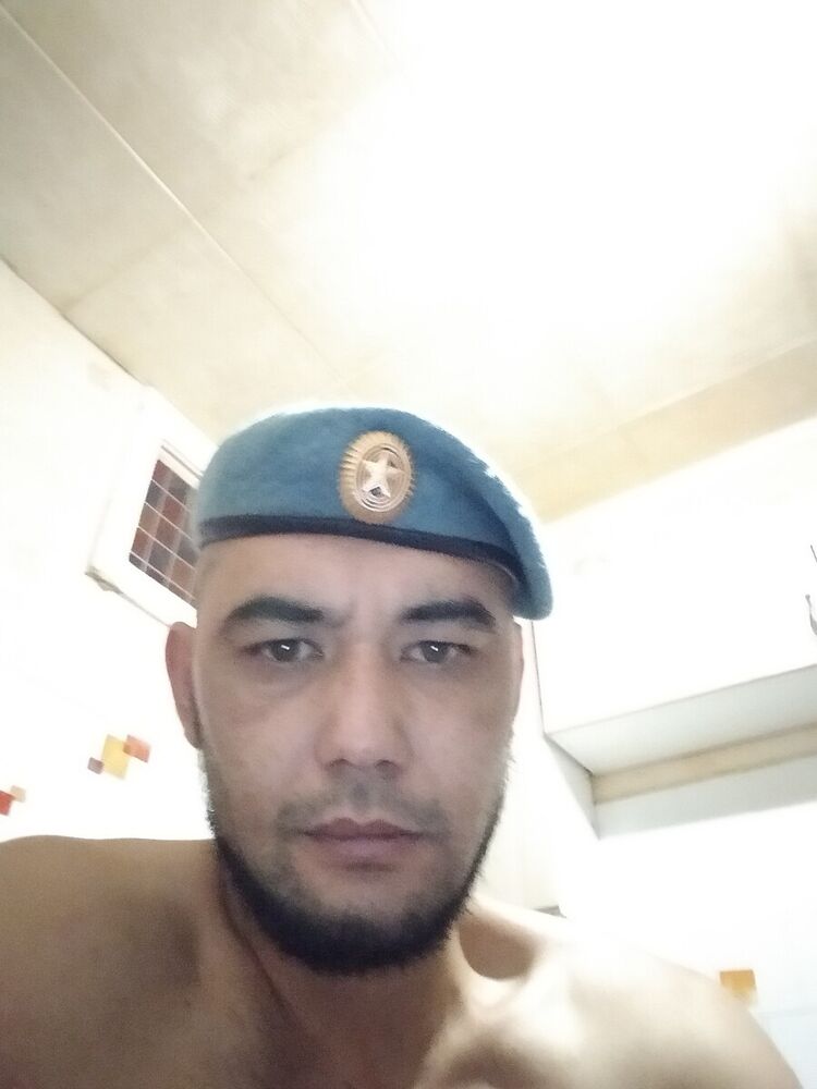  21579753  , 40 ,    