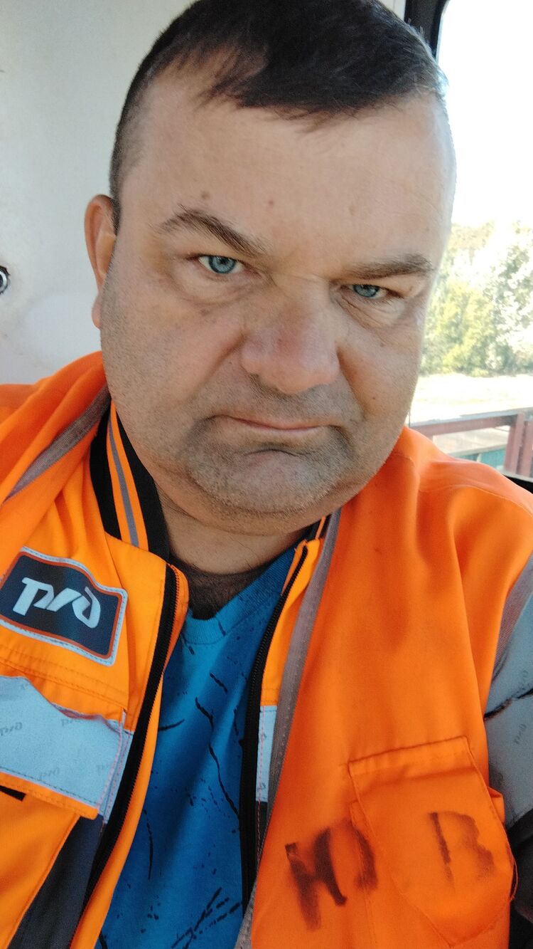  29995843  , 54 ,    