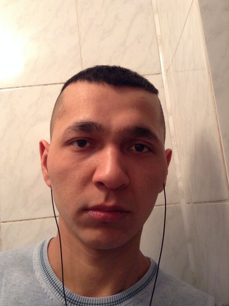  8827013  , 32 ,    
