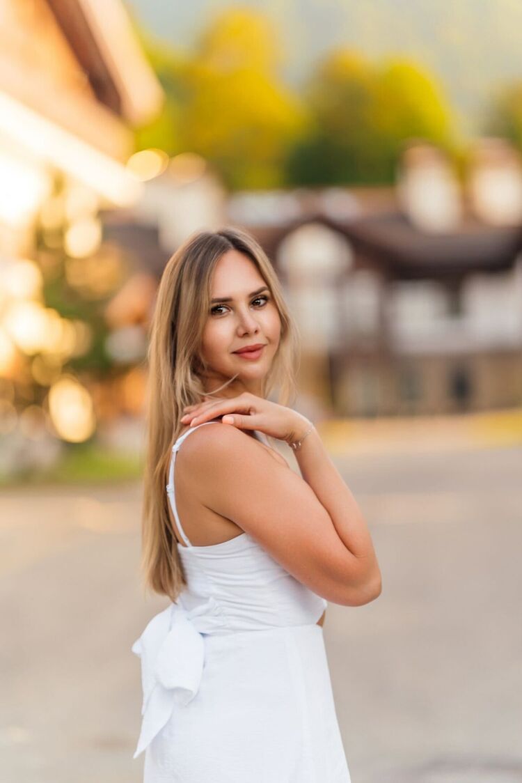  41650383  , 27 ,    