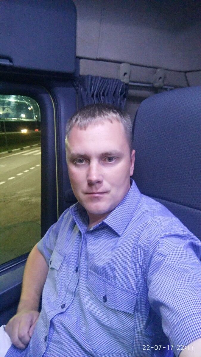  ,   Sergey, 46 ,   ,   , c 