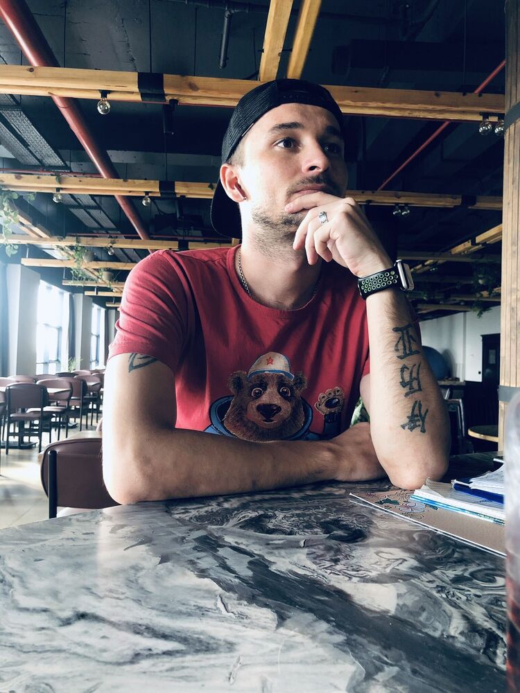 ���� 25817893 ������� ����, 33 ����, ���� ���������� � ������