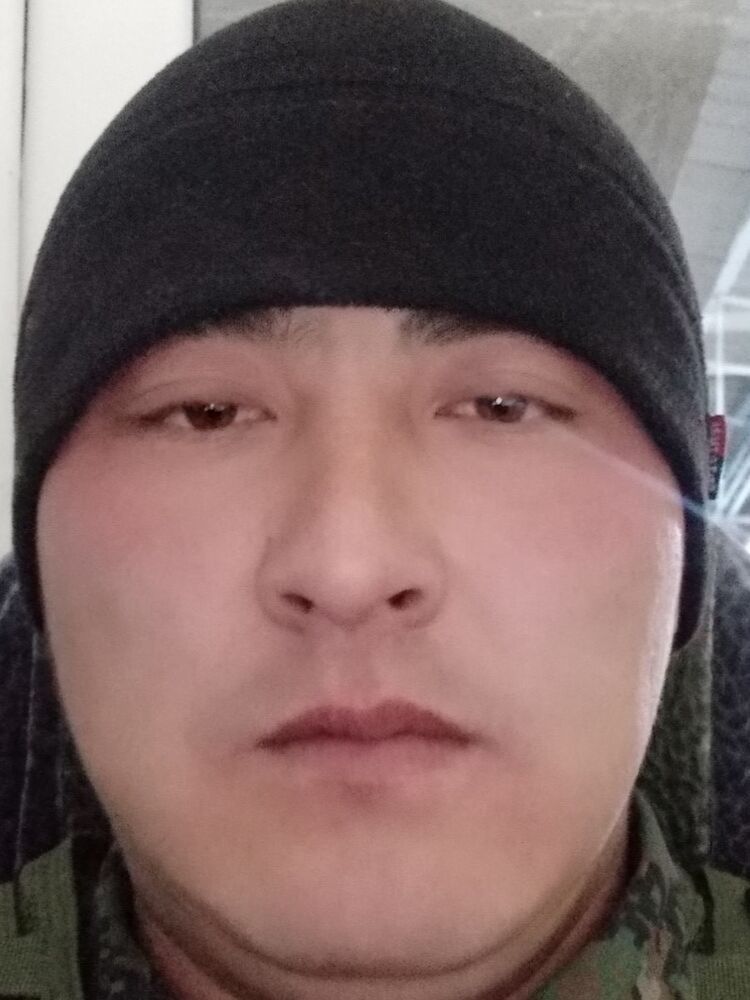  18859053  Kyiaz, 34 ,    