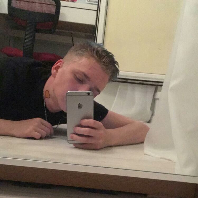  15615993  Stas, 30 ,    