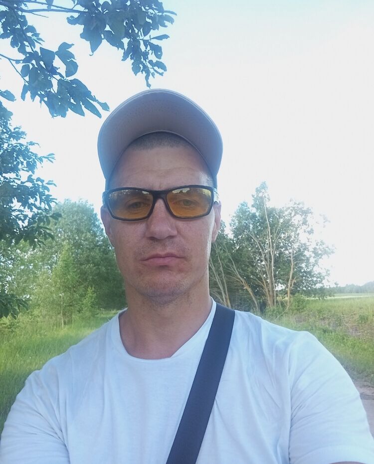  49068753  , 33 ,    