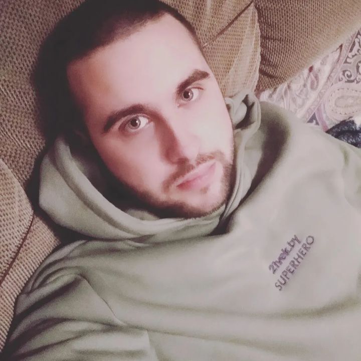  41112793  , 27 ,    