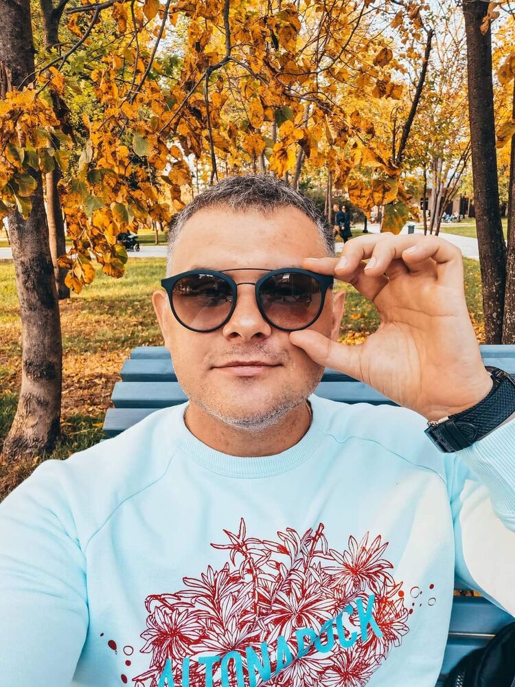  ,   Andry, 41 ,   ,   