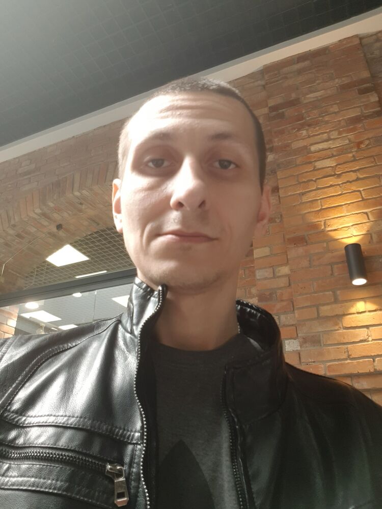  46678913  , 34 ,    