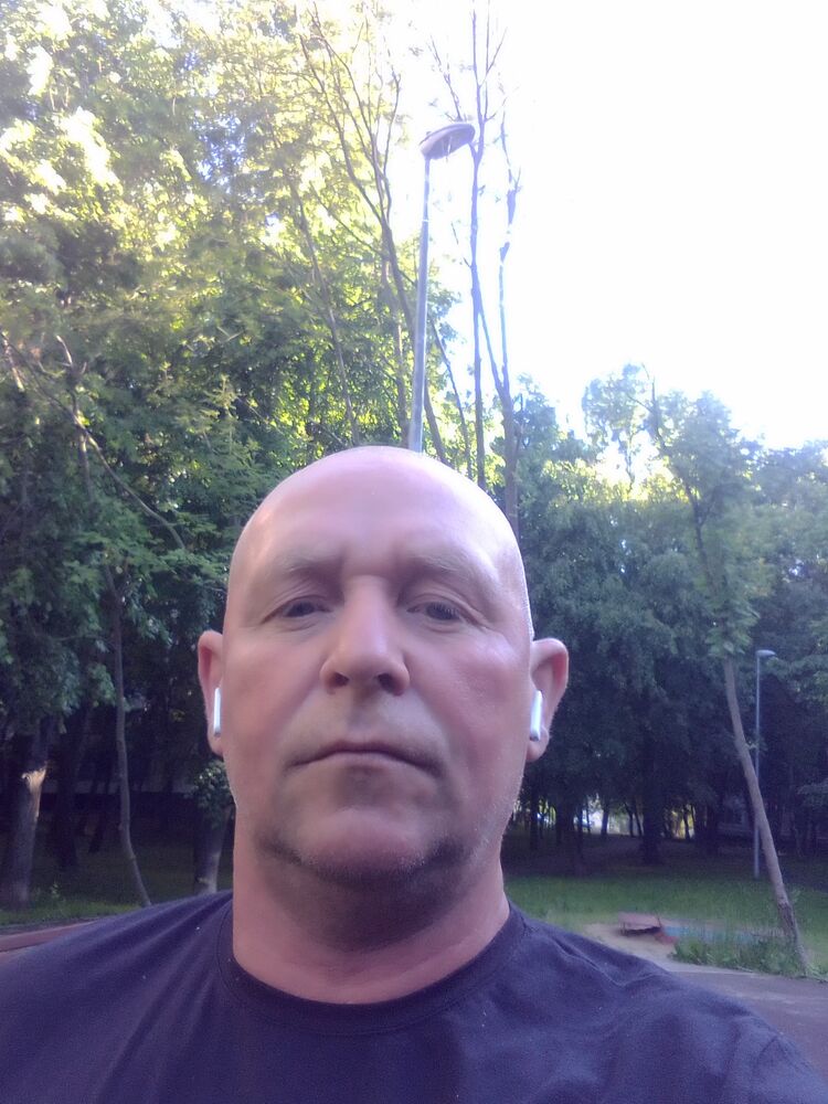  ,   Valentin, 58 ,     , c , 
