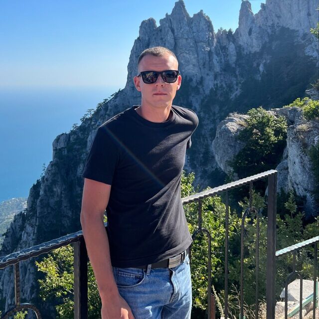  52575023  , 35 ,    --