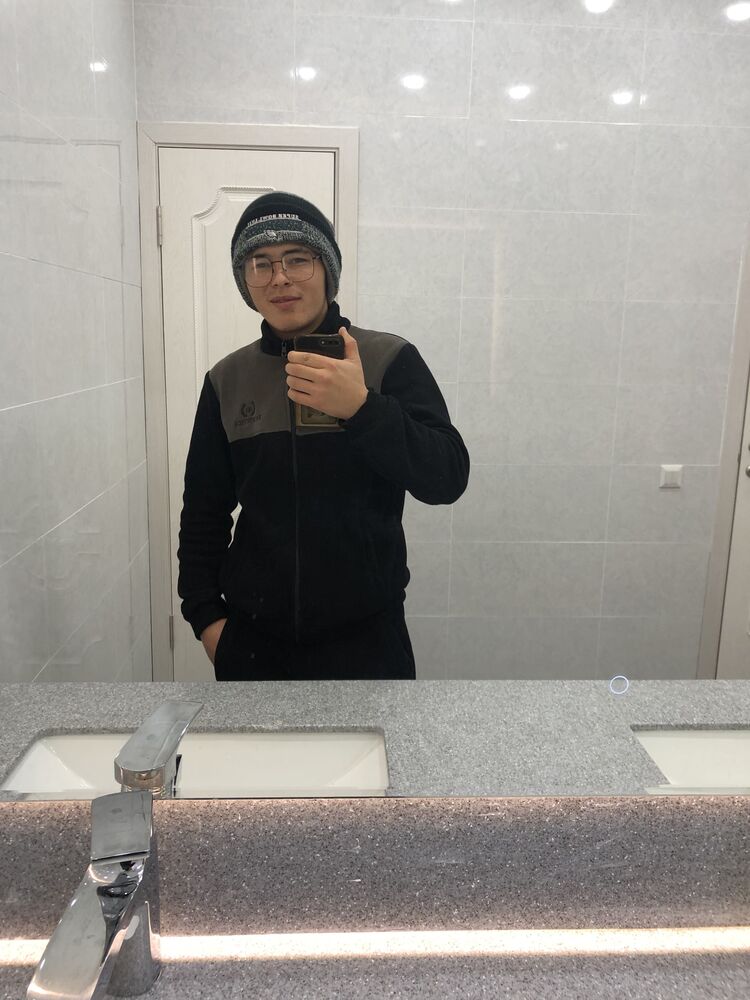  40448283  , 22 ,    