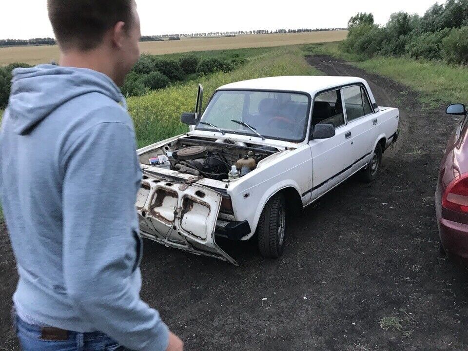  22156143  , 28 ,    