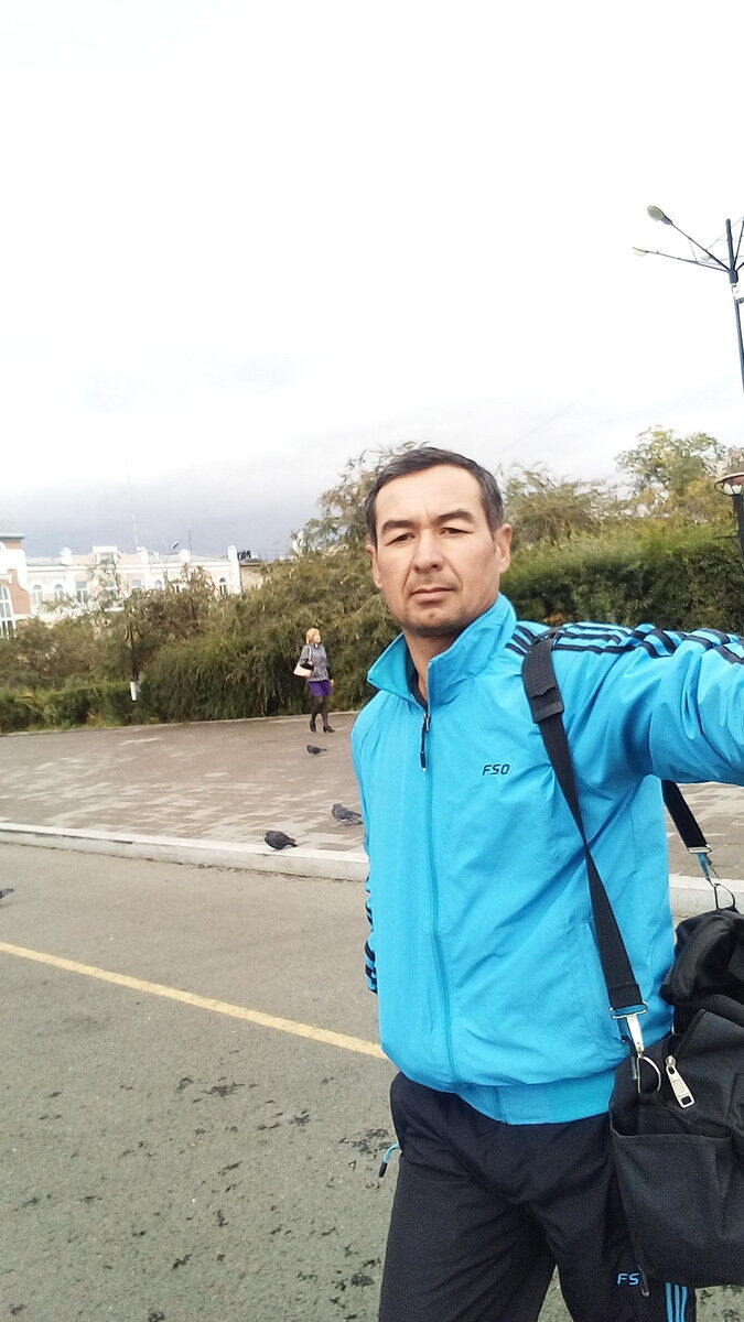  ,   Komil, 44 ,   ,   , c 