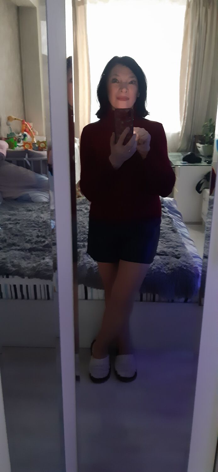  33084813  , 52 ,    