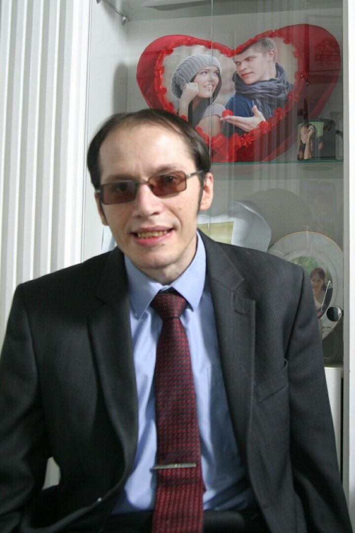  53632893  Andrei, 47 ,    