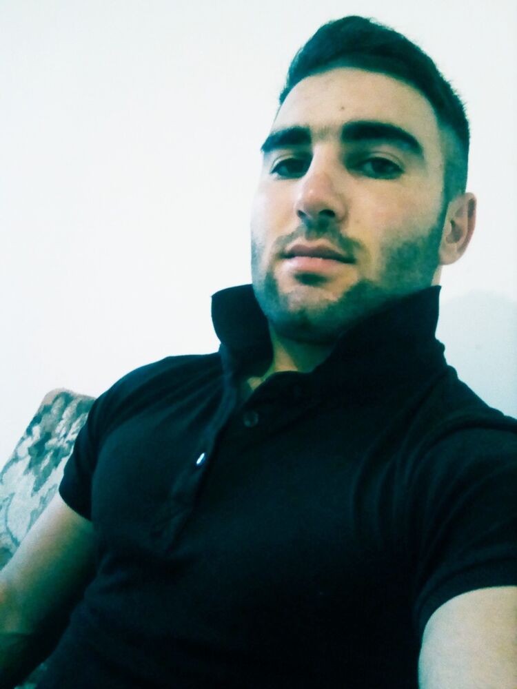 15855633  Hendo, 27 ,    