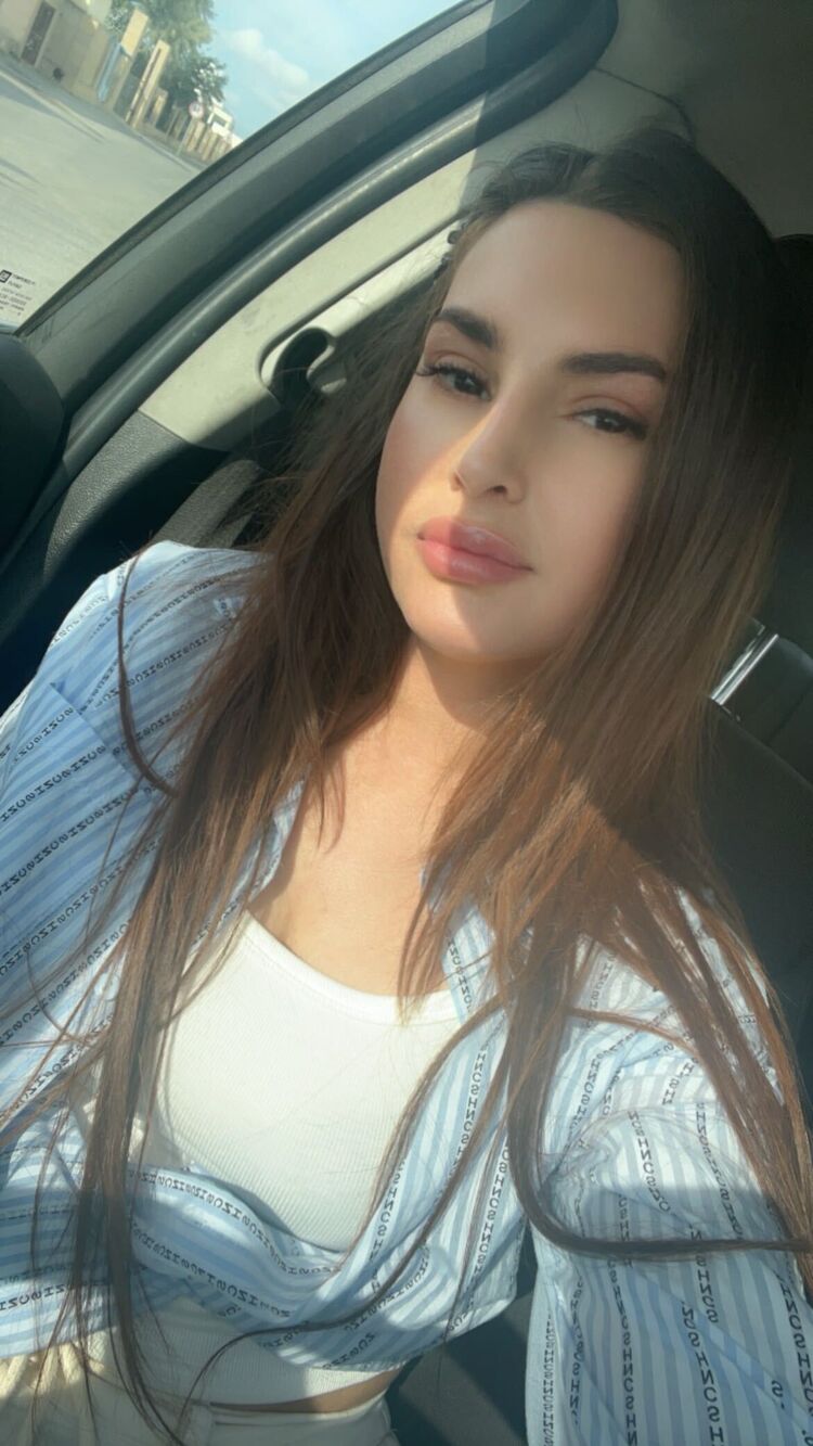  ,   Leyla, 29 ,   ,   