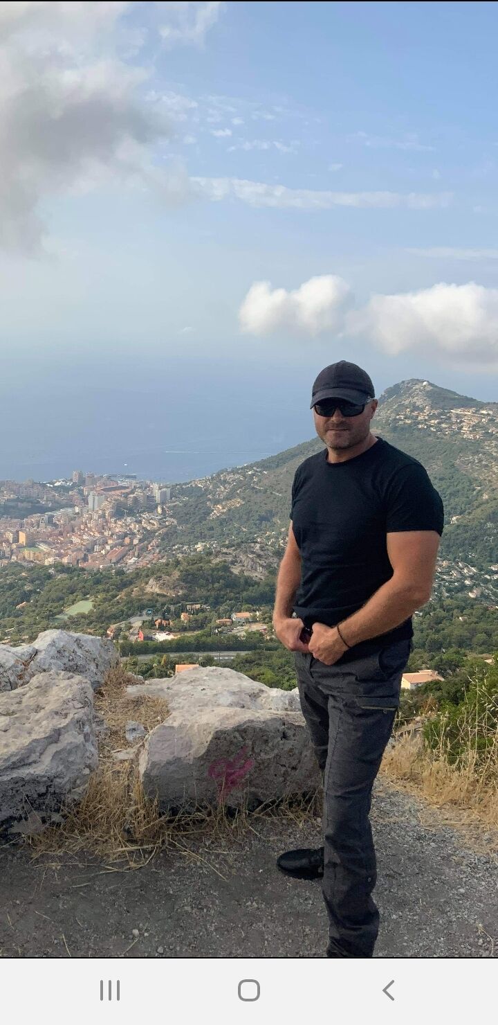  27749803  SERGIU, 47 ,    Villefranche-Sur-Mer